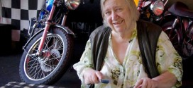 TV Cook Clarissa Dickson Wright Dies at 66